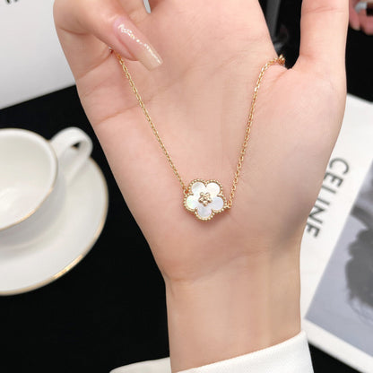 [Glitter Jewelry]LUCKY  WHITE MOP  PLUM BLOSSOM NECKLACE