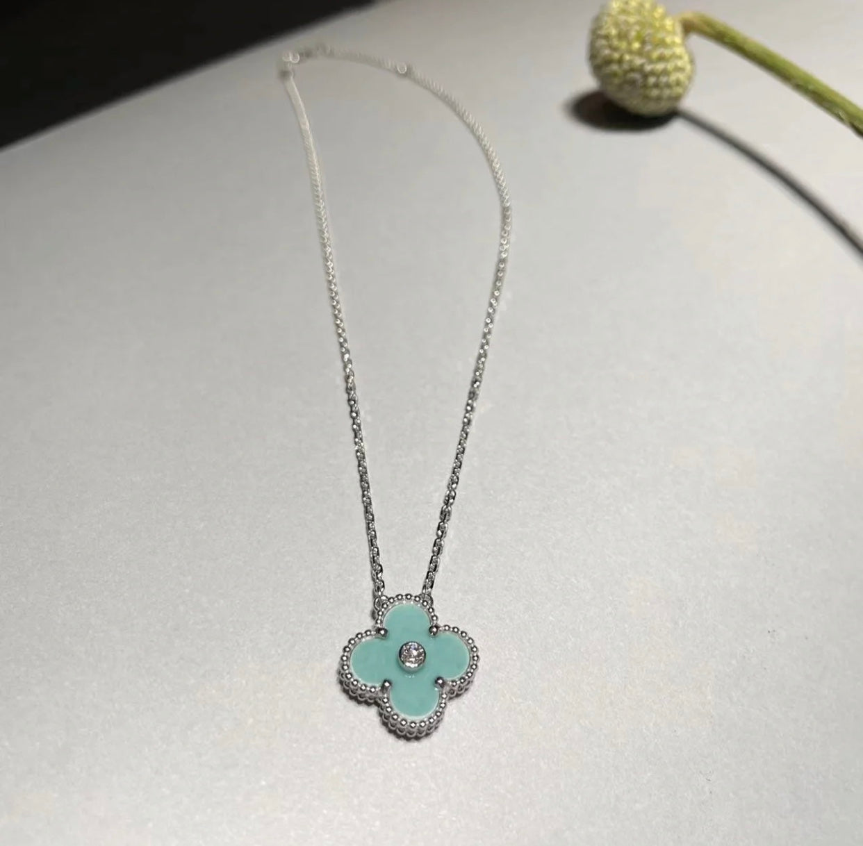 [Glitter Jewelry]CLOVER 1 DIAMOND LIGHT BLUE SILVER NECKLACE