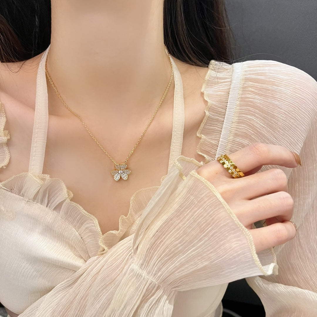 [Glitter Jewelry]FLOWER DIAMOND NECKLACE