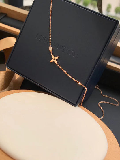 [Glitter Jewelry]BLOSSOM PENDANT PINK GOLD AND DIAMOND