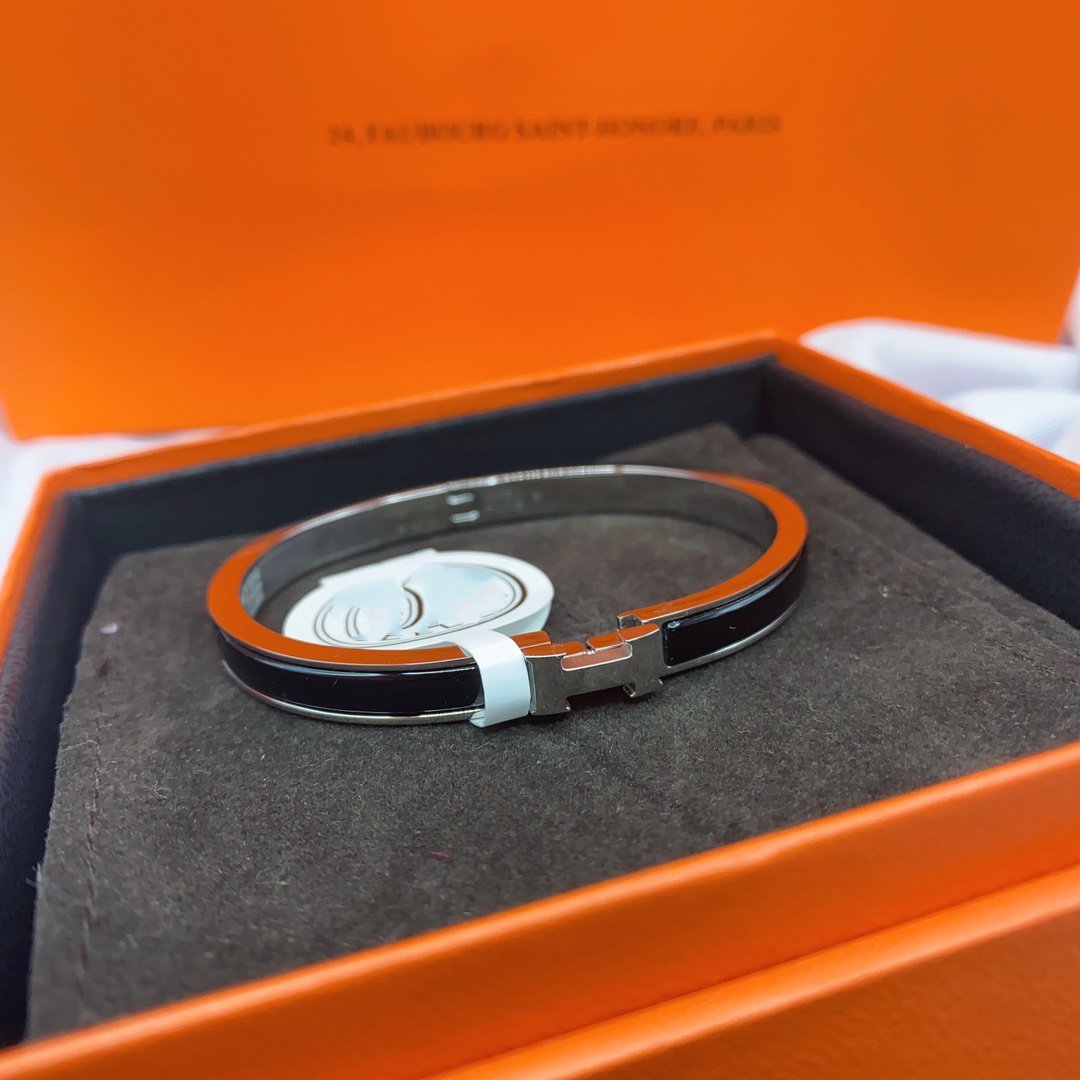 [Glitter Jewelry]CLASSIC HM CLIC BLACK 8MM ENAMEL BRACELET