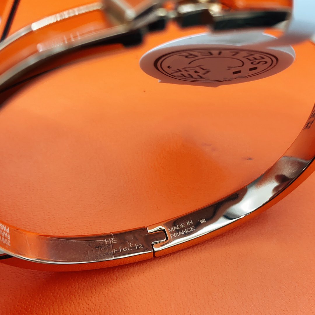 [Glitter Jewelry]CLASSIC HM CLIC RED 8MM ENAMEL BRACELET