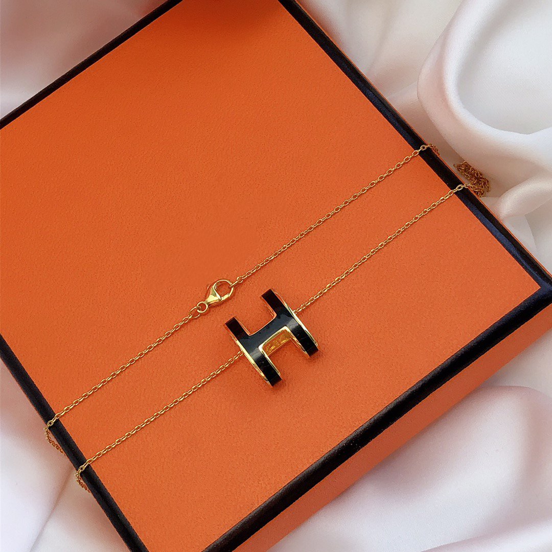 [Glitter Jewelry]HM CLIC BLACK ENAMEL GOLD NECKLACE