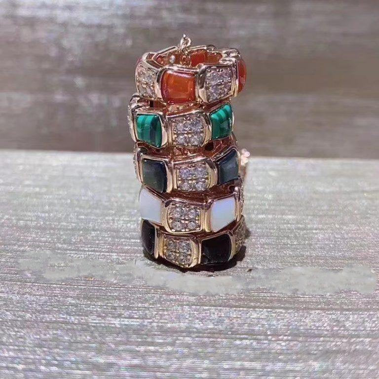 [Glitter Jewelry]SERPENTI PEDANT DIAMOND NECKLACE