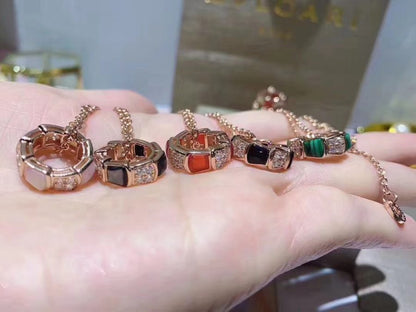 [Glitter Jewelry]SERPENTI PEDANT DIAMOND NECKLACE