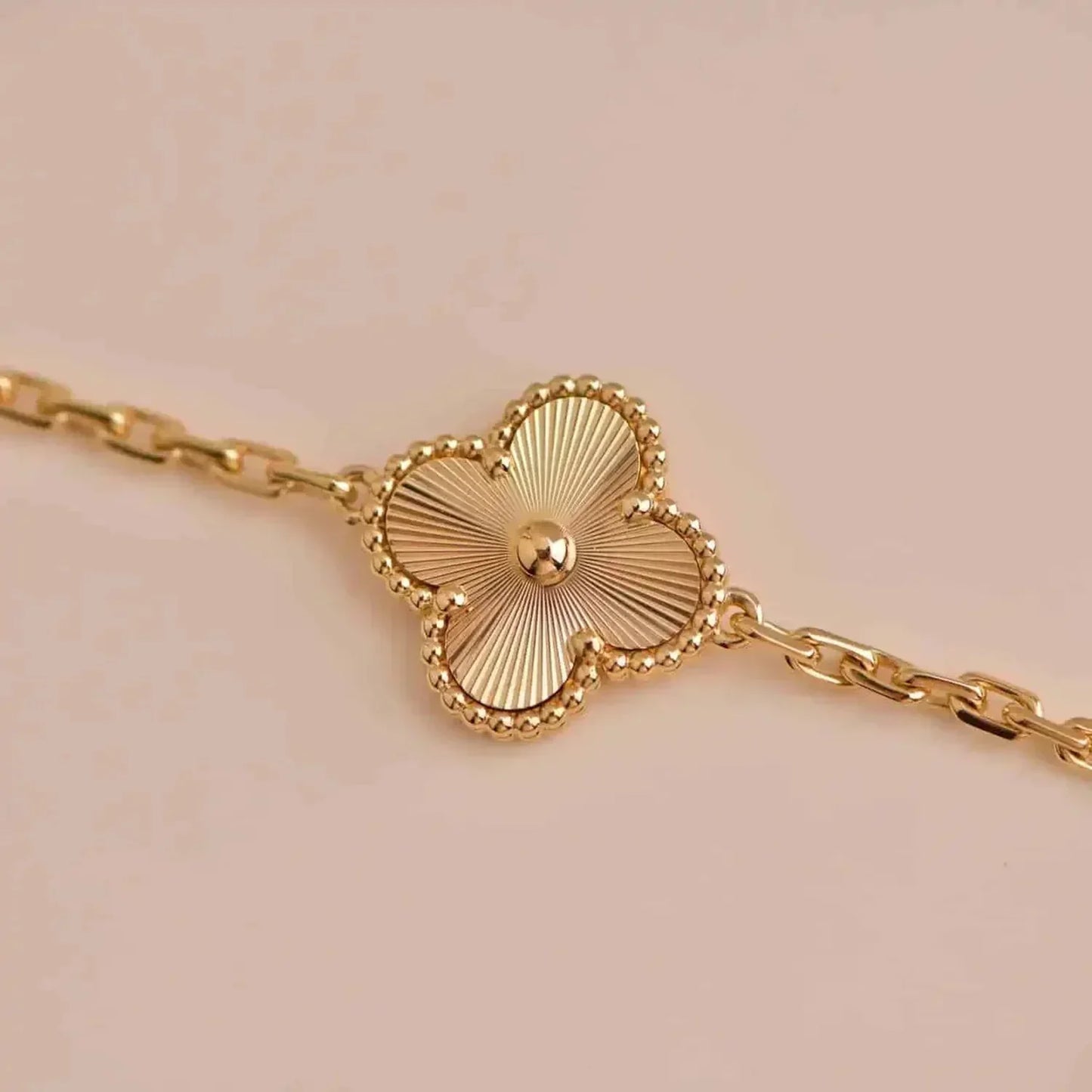 [Glitter Jewelry]CLOVER 5 FLOWERS LASER BRACELET
