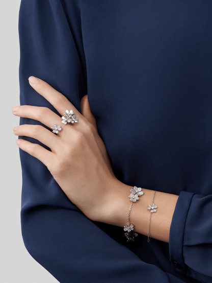[Glitter Jewelry]FRIVOLE SILVER FLOWER DIAMOND BRACELET