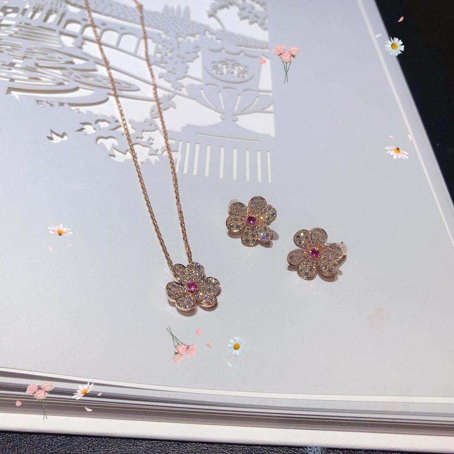 [Glitter Jewelry]FRIVOLE ROSE GOLD FLOWER DIAMOND NECKLACE