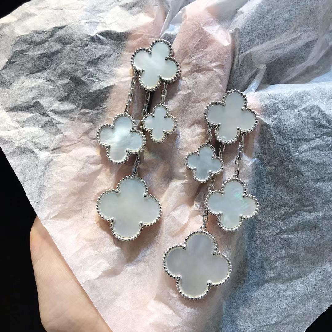 [Glitter Jewelry]CLOVER EARRINGS WHITE MOP 4 MOTIFS SILVER