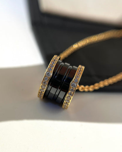 [Glitter Jewelry]ZERO 1 BLACK CERAMIC DIAMOND PINK GOLD NECKLACE